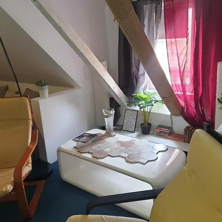 Atia Guest house *