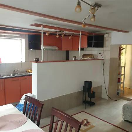 Guest house Atia *