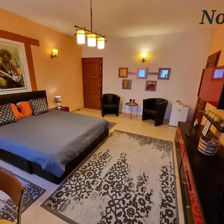 Atia Guest house